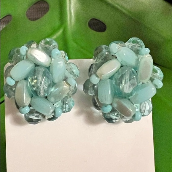 VINTAGE WEST GERMANY EARRINGS - Picture 4 of 8